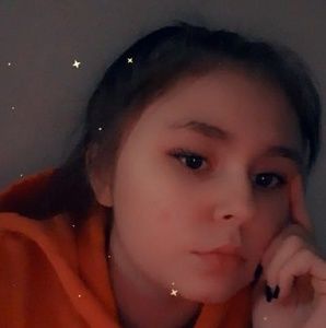 Meet your Posher, Karina